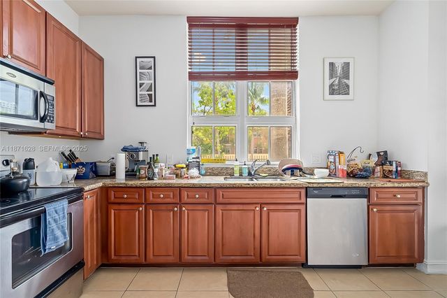 3001 NE 185th Street 135, Aventura, FL 33180