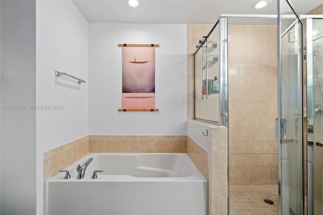 3001 NE 185th Street 135, Aventura, FL 33180