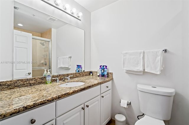 3001 NE 185th Street 135, Aventura, FL 33180