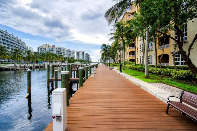 3001 NE 185th Street 135, Aventura, FL 33180
