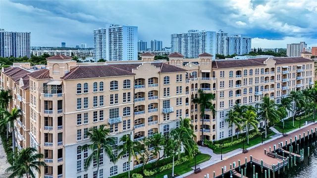 3001 NE 185th Street 135, Aventura, FL 33180