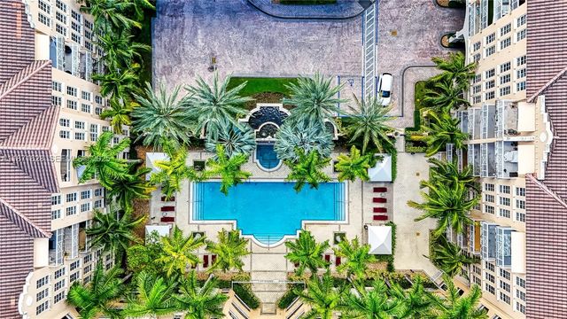 3001 NE 185th Street 135, Aventura, FL 33180