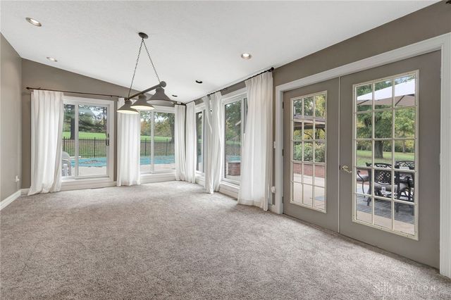 1675 Middletown Eaton Road, Middletown, OH 45042