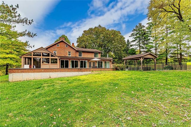 1675 Middletown Eaton Road, Middletown, OH 45042