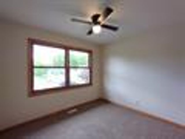 154 Columbia Street NW, Poplar Grove, IL 61065