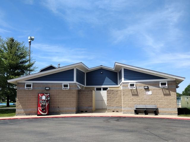 154 Columbia Street NW, Poplar Grove, IL 61065