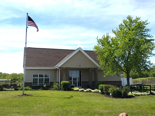 154 Columbia Street NW, Poplar Grove, IL 61065