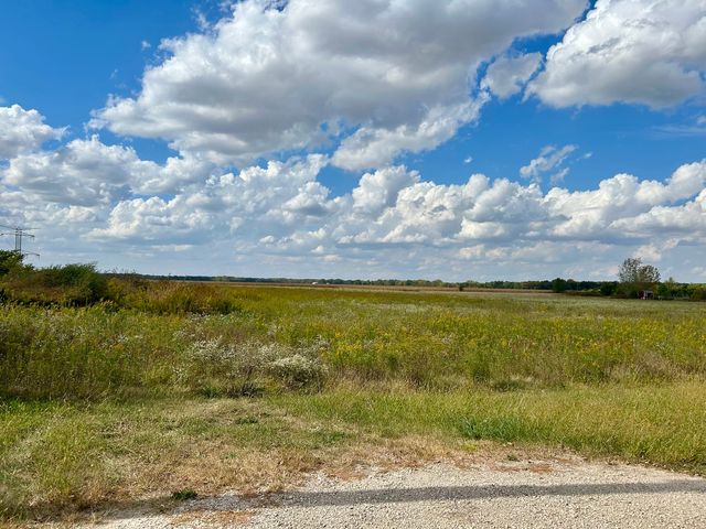 1065 N Gorman Road, Morris, IL 60450