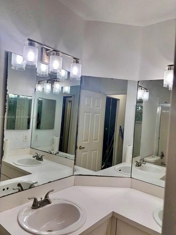 17151 NW 23rd St 17151, Pembroke Pines, FL 33028