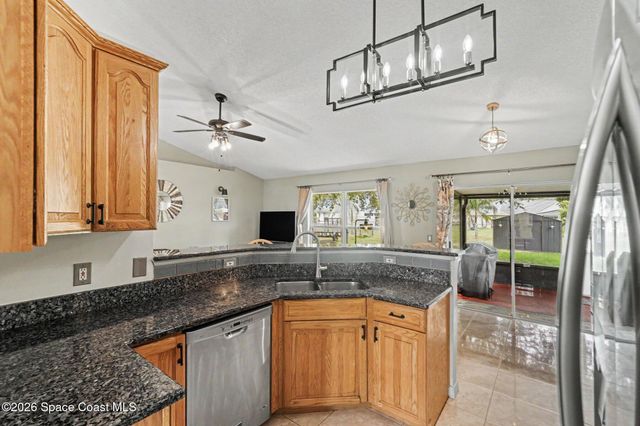 534 Davidson Street SE, Palm Bay, FL 32909