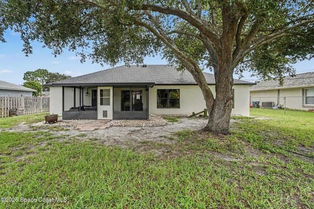 534 Davidson Street SE, Palm Bay, FL 32909