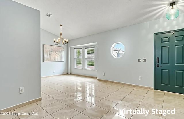 534 Davidson Street SE, Palm Bay, FL 32909