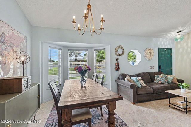 534 Davidson Street SE, Palm Bay, FL 32909