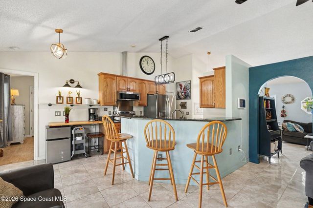 534 Davidson Street SE, Palm Bay, FL 32909