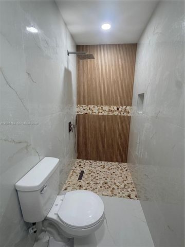 18520 NW 42nd pl, Miami Gardens, FL 33055