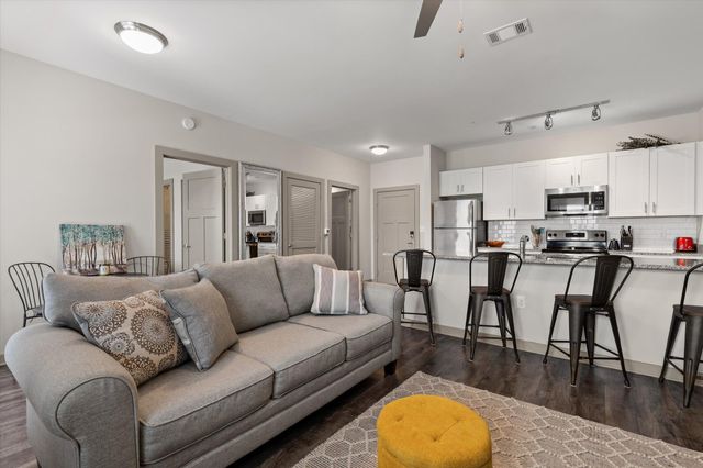 782 Riverfront Parkway 210, Chattanooga, TN 37402