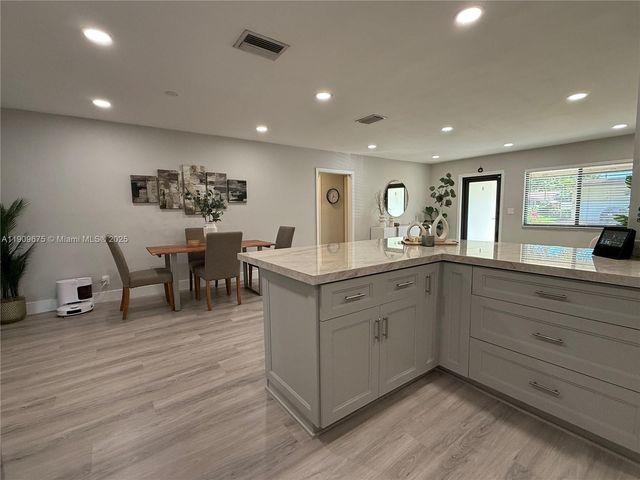 4009 Jefferson St 0, Hollywood, FL 33021