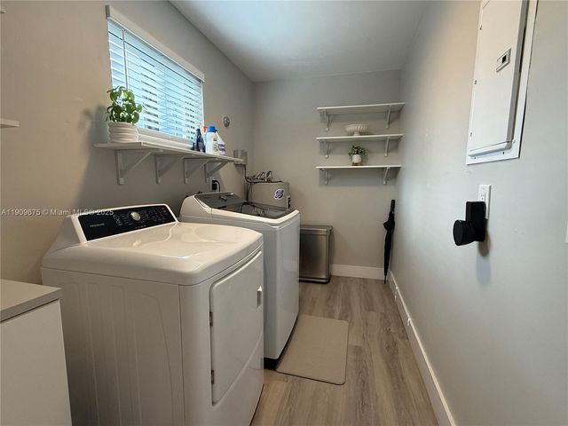 4009 Jefferson St 0, Hollywood, FL 33021