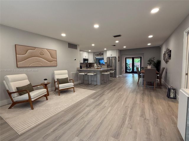 4009 Jefferson St 0, Hollywood, FL 33021