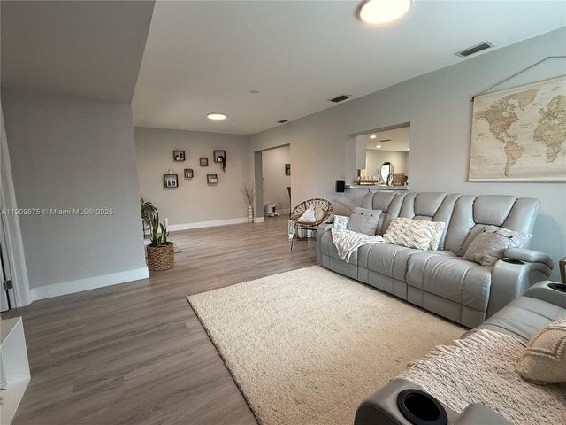 4009 Jefferson St 0, Hollywood, FL 33021