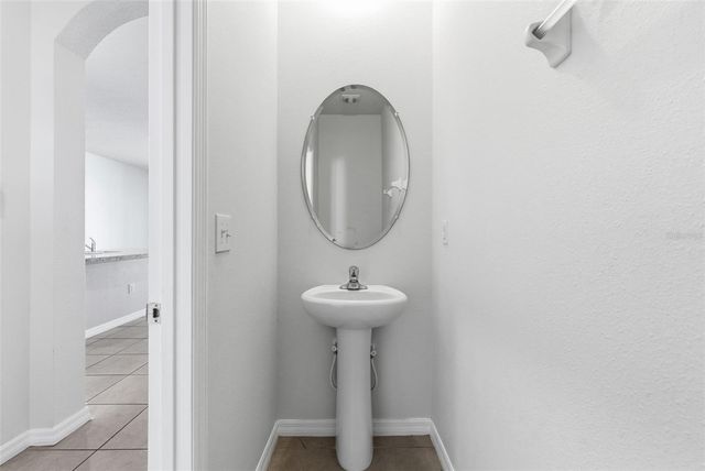 424 NEWMONT CIRCLE, Ruskin, FL 33570