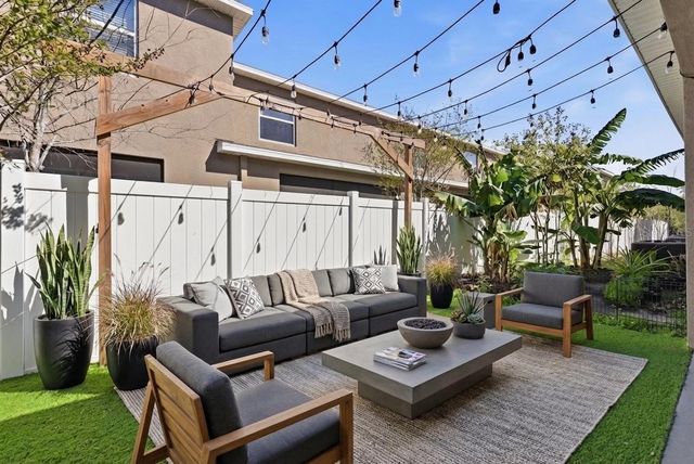 424 NEWMONT CIRCLE, Ruskin, FL 33570