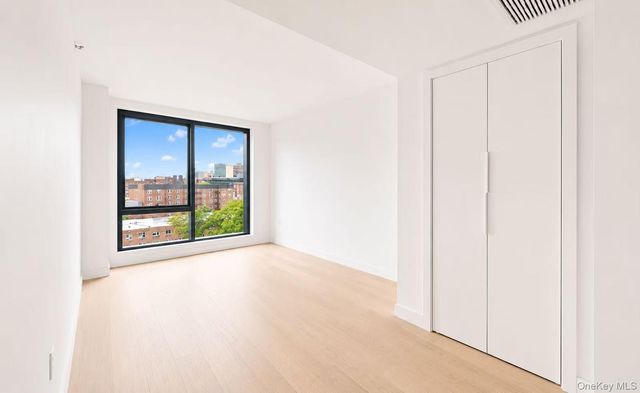 144-49 Northern Boulevard 713, Flushing, NY 11354