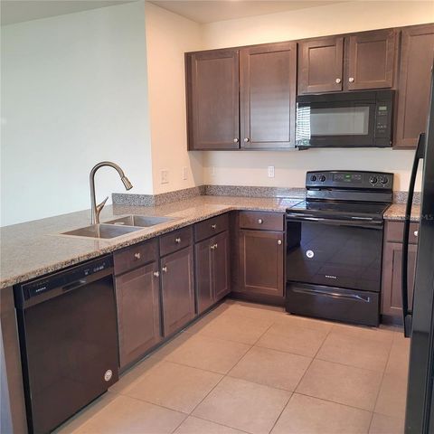 10836 TRAILING VINE DRIVE, Tampa, FL 33610