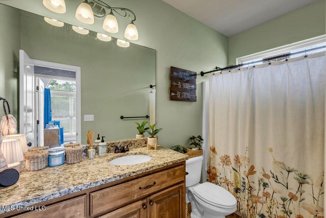 74 Tantallon Drive, Ocean Springs, MS 39564