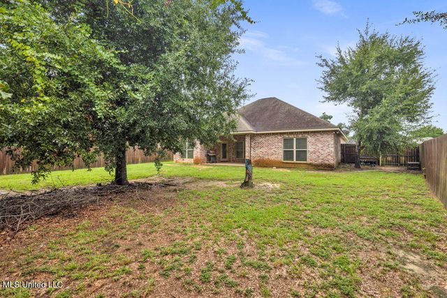 74 Tantallon Drive, Ocean Springs, MS 39564