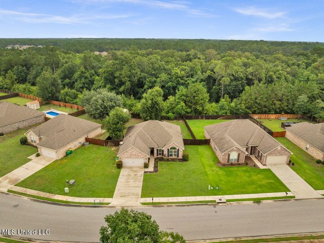 74 Tantallon Drive, Ocean Springs, MS 39564