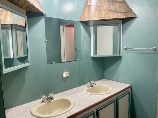 5075 S Mountain View Road, Fort Mohave, AZ 86426