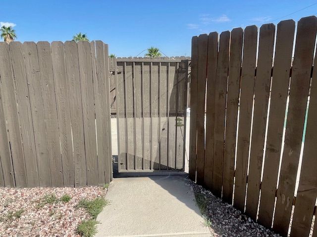 5075 S Mountain View Road, Fort Mohave, AZ 86426