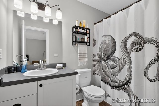 455 La Grave Avenue, Grand Rapids, MI 49503