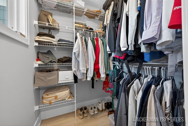 455 La Grave Avenue, Grand Rapids, MI 49503