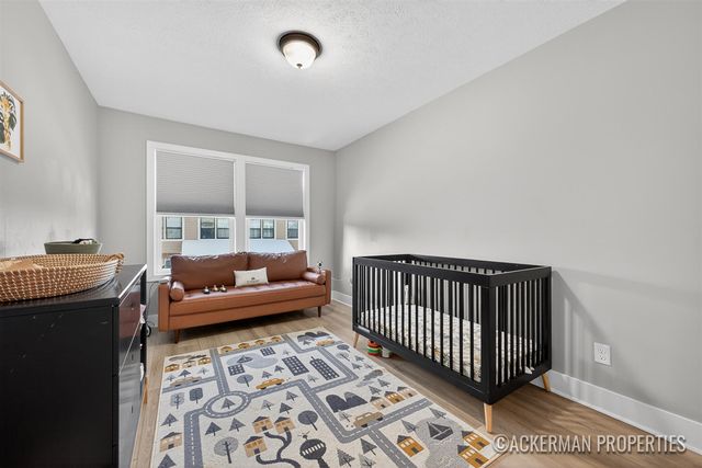 455 La Grave Avenue, Grand Rapids, MI 49503