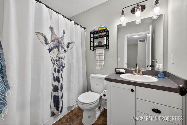 455 La Grave Avenue, Grand Rapids, MI 49503