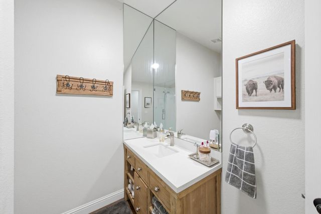 14105 N Lodestar Dr, Grass Valley, CA 95949
