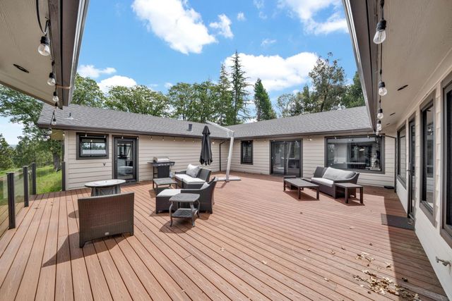 14105 N Lodestar Dr, Grass Valley, CA 95949