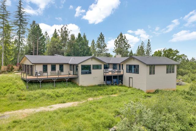 14105 N Lodestar Dr, Grass Valley, CA 95949