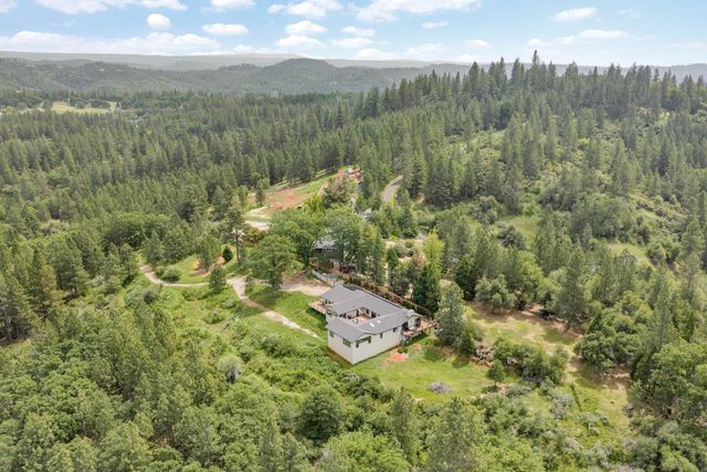 14105 N Lodestar Dr, Grass Valley, CA 95949