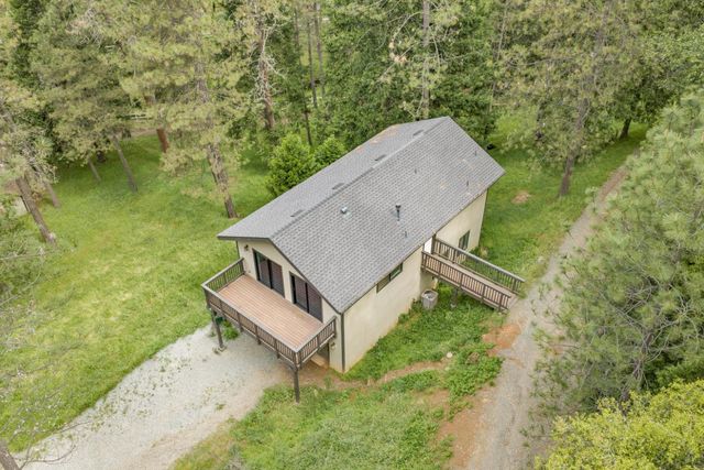 14105 N Lodestar Dr, Grass Valley, CA 95949