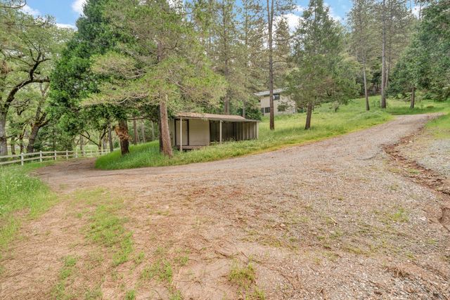 14105 N Lodestar Dr, Grass Valley, CA 95949
