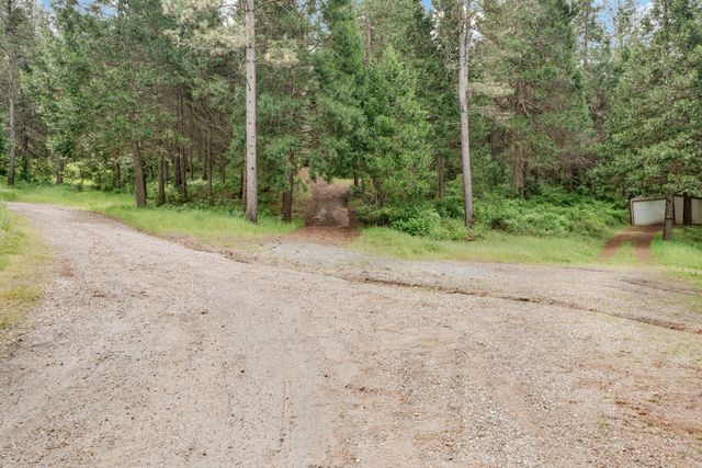 14105 N Lodestar Dr, Grass Valley, CA 95949