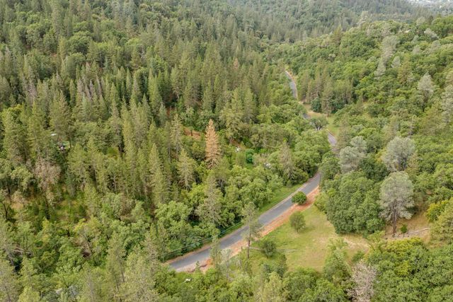 14105 N Lodestar Dr, Grass Valley, CA 95949