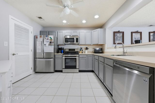 98 Watson Court, Howell, NJ 07731