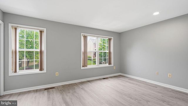 526 HIGHLAND TOWNE LN, Warrenton, VA 20186
