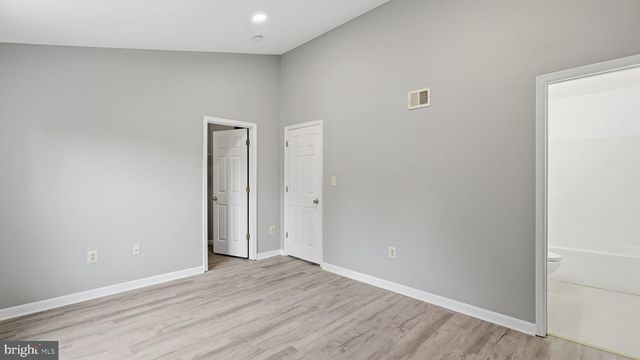 526 HIGHLAND TOWNE LN, Warrenton, VA 20186