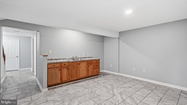 526 HIGHLAND TOWNE LN, Warrenton, VA 20186