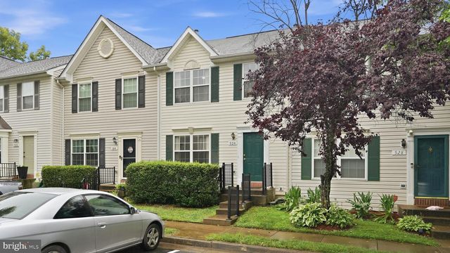 526 HIGHLAND TOWNE LN, Warrenton, VA 20186